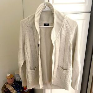 H&M Cardigan Button Up